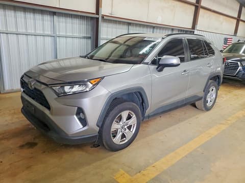 2019 Toyota RAV4, VIN 2T3P1RFV2KC002917. Фото 1 из 6 с аукциона Copart. Каталог авто из США OpenDataCar.