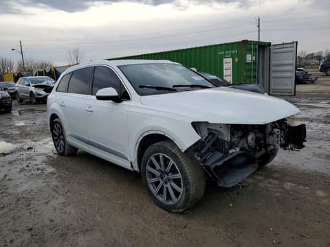 2017 Audi Q7, VIN WA1LAAF73HD035313. Фото 4 з 6 з аукціону Copart. Каталог авто зі США OpenDataCar.