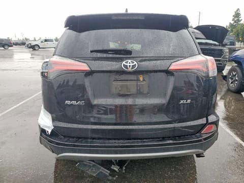 2018 Toyota RAV4, VIN 2T3WFREV0JW484668. Фото 6 з 6 з аукціону Copart. Каталог авто зі США OpenDataCar.