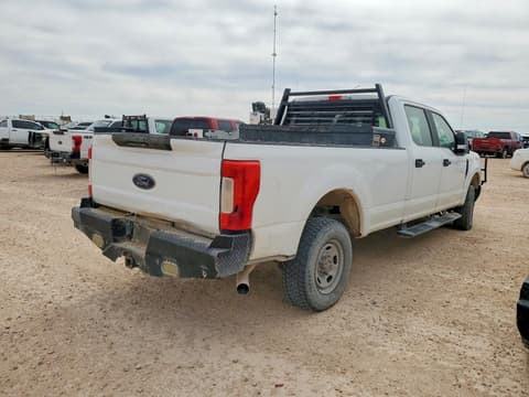 2017 Ford F-350 Super Duty, VIN 1FT8W3B69HEB47176. Фото 3 з 6 з аукціону Copart. Каталог авто зі США OpenDataCar.