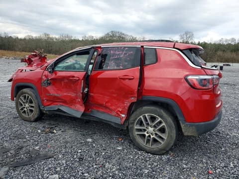 2019 Jeep Compass, VIN 3C4NJCBB5KT636633. Фото 2 з 6 з аукціону Copart. Каталог авто зі США OpenDataCar.