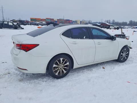 2015 Acura TLX, VIN 19UUB1F35FA016590. Фото 3 з 6 з аукціону Copart. Каталог авто зі США OpenDataCar.