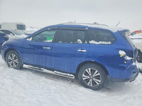2018 Nissan Pathfinder, VIN 5N1DR2MM1JC603180. Фото 2 з 6 з аукціону Copart. Каталог авто зі США OpenDataCar.