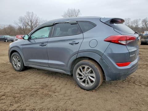 2016 Hyundai Tucson, VIN KM8J3CA49GU197408. Фото 2 з 6 з аукціону Copart. Каталог авто зі США OpenDataCar.