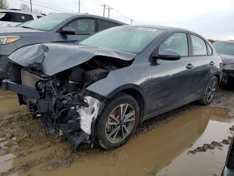 2023 Kia Forte, VIN 3KPF24AD1PE582513. Фото 1 з 6 з аукціону Copart. Каталог авто зі США OpenDataCar.