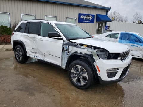 2022 Jeep Grand Cherokee, VIN 1C4RJYB67N8721848. Zdjęcie 4 z 6 z aukcji Copart. Katalog aut z USA OpenDataCar.