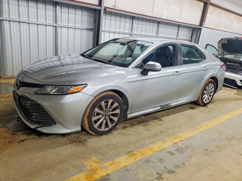 2019 Toyota Camry, VIN 4T1B11HK8KU267766. Фото 1 з 6 з аукціону Copart. Каталог авто зі США OpenDataCar.