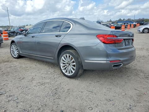 2017 Bmw 7 Series, VIN WBA7E2C5XHG740075. Фото 2 з 6 з аукціону Copart. Каталог авто зі США OpenDataCar.