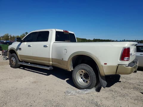 2017 Ram 3500, VIN 3C63RRKL2HG576797. Фото 2 из 6 с аукциона Copart. Каталог авто из США OpenDataCar.