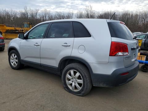 2011 Kia Sorento, VIN 5XYKT3A17BG129651. Фото 2 из 6 с аукциона Copart. Каталог авто из США OpenDataCar.
