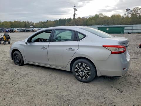 2015 Nissan Sentra, VIN 3N1AB7APXFY285245. Фото 2 з 6 з аукціону Copart. Каталог авто зі США OpenDataCar.