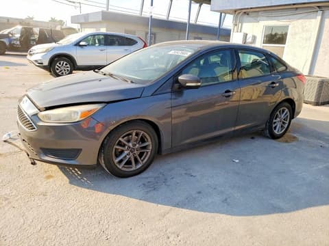 2017 Ford Focus, VIN 1FADP3F28HL320027. Фото 1 з 6 з аукціону Copart. Каталог авто зі США OpenDataCar.