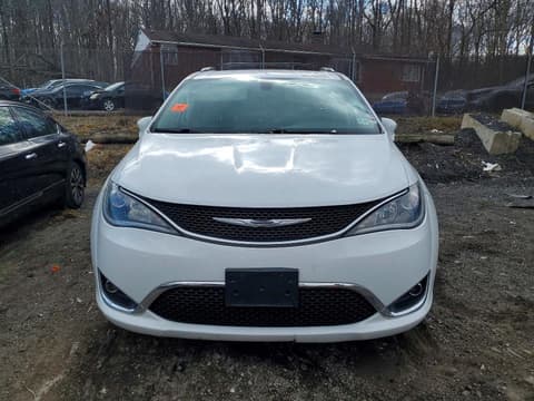 2020 Chrysler Pacifica, VIN 2C4RC1BG1LR284215. Фото 5 з 6 з аукціону Copart. Каталог авто зі США OpenDataCar.