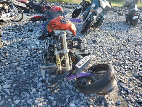 2007 Suzuki GSX-R750, VIN JS1GR7KA572113857. Фото 2 з 6 з аукціону Copart. Каталог авто зі США OpenDataCar.