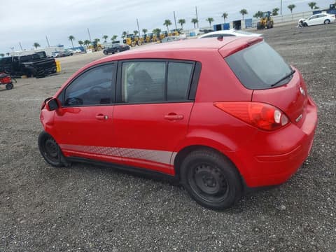 2011 Nissan Versa, VIN 3N1BC1CP0BL388337. Фото 2 з 6 з аукціону Copart. Каталог авто зі США OpenDataCar.