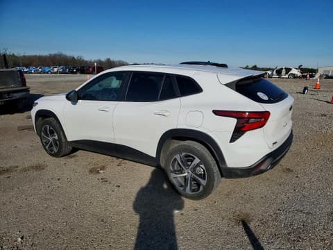 2024 Chevrolet Trax, VIN KL77LGE23RC144823. Фото 2 з 6 з аукціону Copart. Каталог авто зі США OpenDataCar.