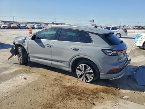 2025 Audi Q4 e-tron, VIN WA1A5BFZ1SP060140. Фото 2 из 6 с аукциона Copart. Каталог авто из США OpenDataCar.