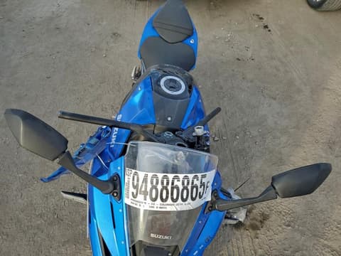 2025 Suzuki GSX800, VIN JS1EM13B0S7101850. Фото 5 з 6 з аукціону Copart. Каталог авто зі США OpenDataCar.