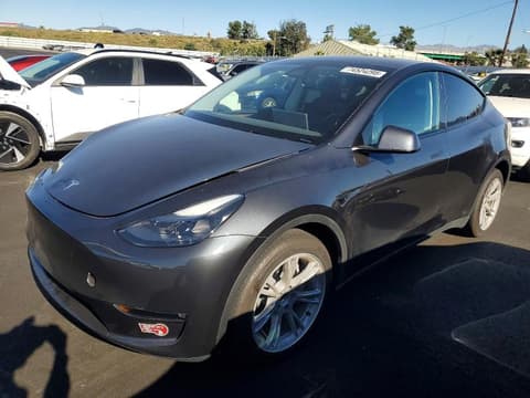 2024 Tesla Model Y, VIN 7SAYGDEE9RF009713. Фото 1 з 6 з аукціону Copart. Каталог авто зі США OpenDataCar.