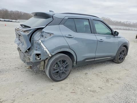 2022 Nissan Kicks, VIN 3N1CP5DV6NL492428. Фото 3 з 6 з аукціону Copart. Каталог авто зі США OpenDataCar.