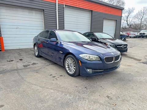 2013 Bmw 5 Series, VIN WBAFR7C53DC821904. Фото 1 з 6 з аукціону Copart. Каталог авто зі США OpenDataCar.