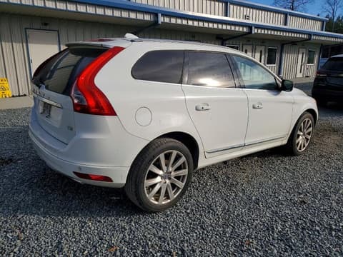 2017 Volvo XC60, VIN YV440MDU0H2178154. Фото 3 з 6 з аукціону Copart. Каталог авто зі США OpenDataCar.
