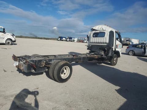 2021 Isuzu NPR, VIN 54DB4W1D6MS202798. Фото 3 з 6 з аукціону Copart. Каталог авто зі США OpenDataCar.