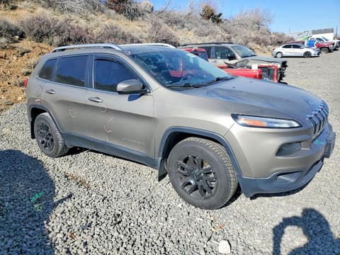 2017 Jeep Cherokee, VIN 1C4PJMCS3HW658744. Фото 4 з 6 з аукціону Copart. Каталог авто зі США OpenDataCar.
