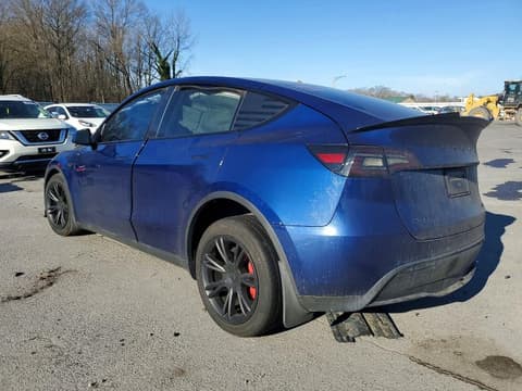 2021 Tesla Model Y, VIN 5YJYGDEE3MF243996. Фото 2 з 6 з аукціону Copart. Каталог авто зі США OpenDataCar.