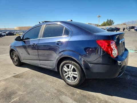 2016 Chevrolet Sonic, VIN 1G1JC5SH9G4123920. Фото 2 з 6 з аукціону Copart. Каталог авто зі США OpenDataCar.
