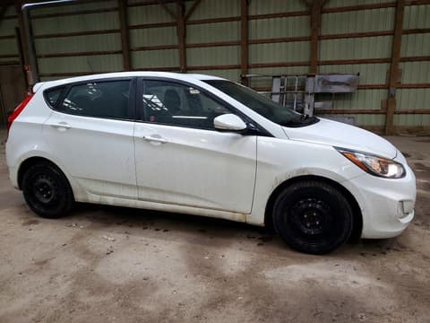 2013 Hyundai Accent, VIN KMHCU5AEXDU091068. Фото 4 з 6 з аукціону Copart. Каталог авто зі США OpenDataCar.