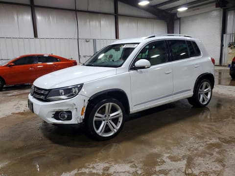 2016 Volkswagen Tiguan, VIN WVGBV7AX5GW608114. Фото 1 з 6 з аукціону Copart. Каталог авто зі США OpenDataCar.