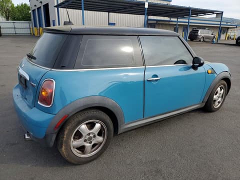 2010 Mini Cooper, VIN WMWMF3C57ATZ24117. Zdjęcie 3 z 6 z aukcji Copart. Katalog aut z USA OpenDataCar.