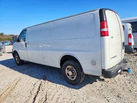 2020 Chevrolet Express 2500, VIN 1GCWGBFG7L1170313. Фото 2 з 6 з аукціону Copart. Каталог авто зі США OpenDataCar.