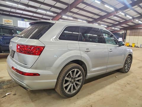2019 Audi Q7, VIN WA1LAAF72KD039120. Фото 3 з 6 з аукціону Copart. Каталог авто зі США OpenDataCar.