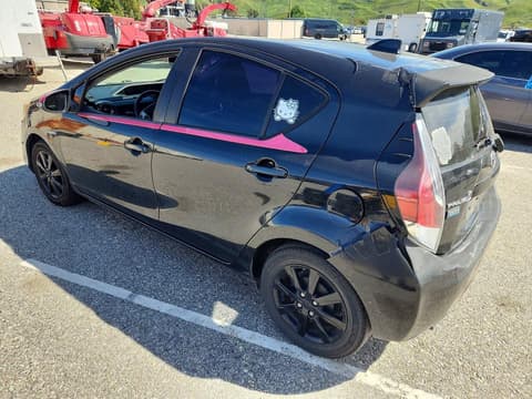 2016 Toyota Prius C, VIN JTDKDTB34G1120040. Фото 2 з 6 з аукціону Copart. Каталог авто зі США OpenDataCar.