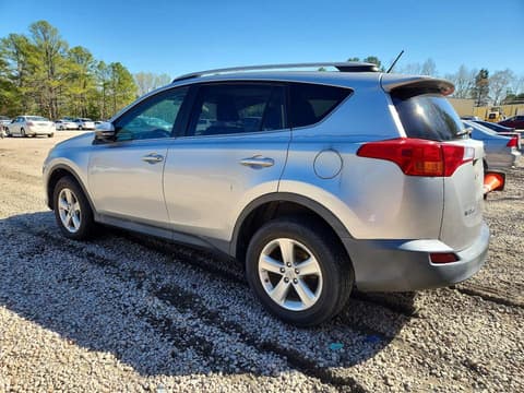 2013 Toyota RAV4, VIN 2T3RFREV3DW115031. Фото 2 з 6 з аукціону Copart. Каталог авто зі США OpenDataCar.