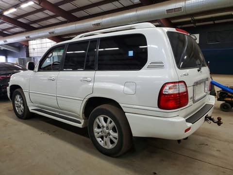 2004 Lexus LX 470, VIN JTJHT00W343543665. Фото 2 з 6 з аукціону Copart. Каталог авто зі США OpenDataCar.