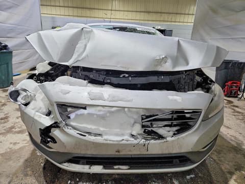 2018 Volvo S60, VIN LYV402TK9JB166368. Фото 5 з 6 з аукціону Copart. Каталог авто зі США OpenDataCar.