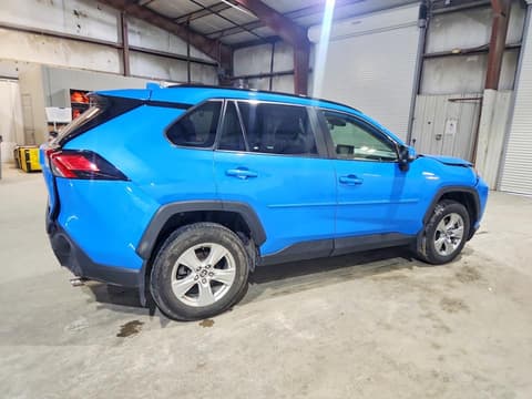 2021 Toyota RAV4 Hybrid, VIN JTMR6RFV7MD503620. Photo 3 of 6 from Copart auction. OpenDataCar US salvage catalog.