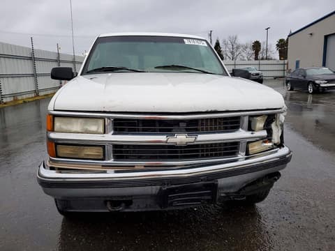 1995 Chevrolet Suburban, VIN 1GNFK16KXSJ427239. Фото 5 з 6 з аукціону Copart. Каталог авто зі США OpenDataCar.