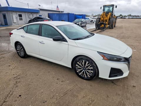 2025 Nissan Altima, VIN 1N4BL4DVXSN339566. Фото 4 з 6 з аукціону Copart. Каталог авто зі США OpenDataCar.