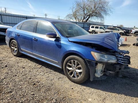 2017 Volkswagen Passat, VIN 1VWAT7A35HC067696. Фото 4 з 6 з аукціону Copart. Каталог авто зі США OpenDataCar.