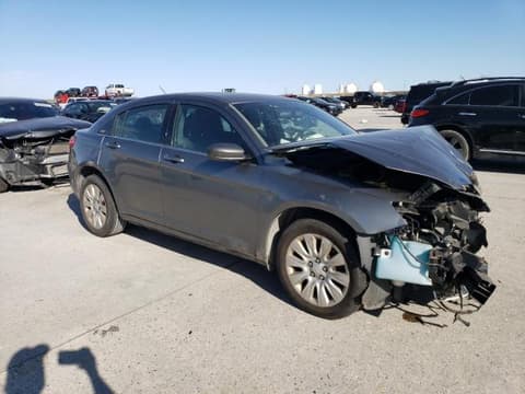 2012 Chrysler 200, VIN 1C3CCBAB1CN273508. Фото 4 з 6 з аукціону Copart. Каталог авто зі США OpenDataCar.