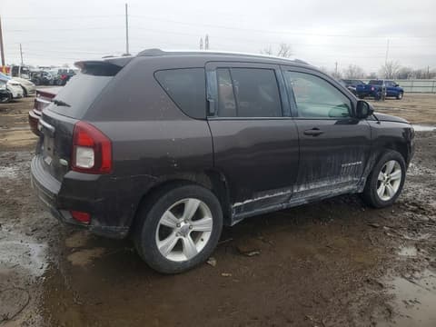 2014 Jeep Compass, VIN 1C4NJDEB9ED605705. Zdjęcie 3 z 6 z aukcji Copart. Katalog aut z USA OpenDataCar.