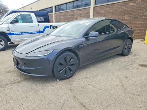 2024 Tesla Model 3, VIN 5YJ3E1EB8RF754390. Фото 1 з 6 з аукціону Copart. Каталог авто зі США OpenDataCar.