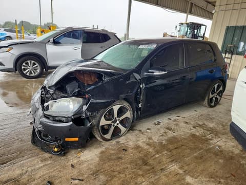 2013 Volkswagen Golf, VIN WVWDM7AJ0DW108725. Zdjęcie 1 z 6 z aukcji Copart. Katalog aut z USA OpenDataCar.