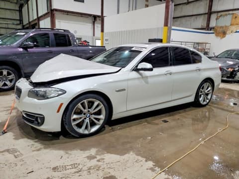 2015 Bmw 5 Series, VIN WBA5B3C51FD542702. Фото 1 з 6 з аукціону Copart. Каталог авто зі США OpenDataCar.