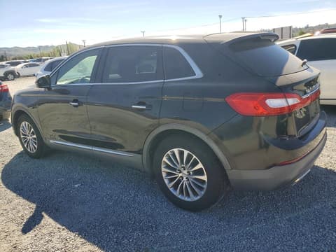 2016 Lincoln MKX, VIN 2LMTJ6KR9GBL24453. Фото 2 з 6 з аукціону Copart. Каталог авто зі США OpenDataCar.