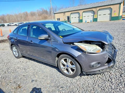 2014 Ford Focus, VIN 1FADP3F2XEL181322. Фото 4 з 6 з аукціону Copart. Каталог авто зі США OpenDataCar.